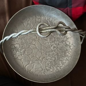 Vintage Keystoneware Paisley Aluminum basket with handles